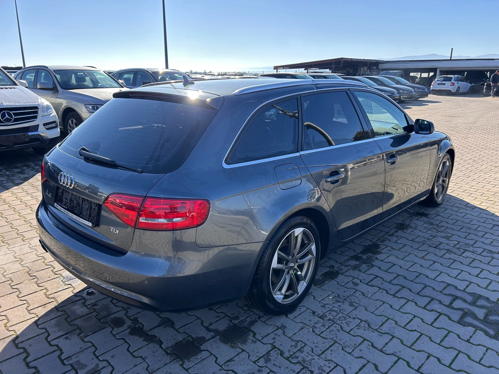 Audi A4 2.0TDI NAVI EURO 5 | Mobile.bg   6