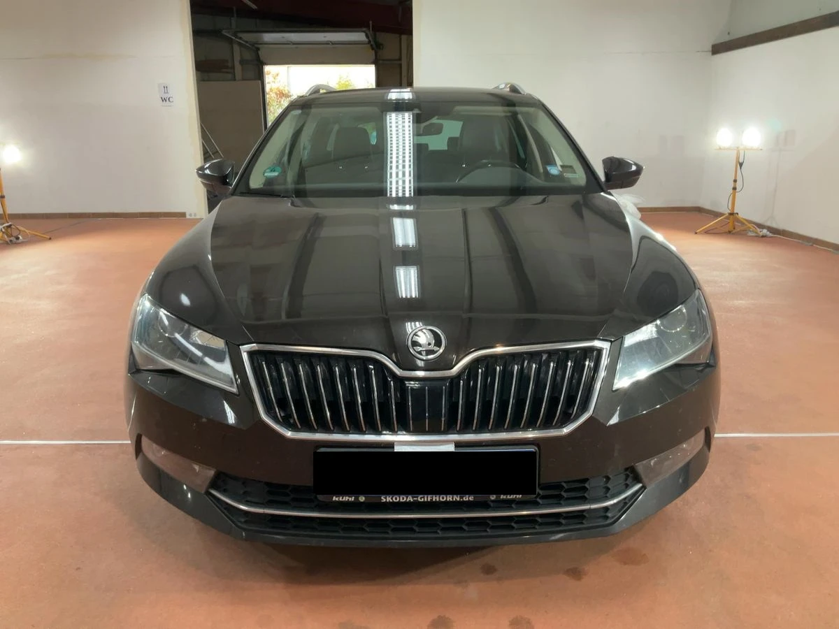 Skoda Superb 2.0TDI 190кс.* L&K* Дистроник* Canton* Keyless - изображение 2