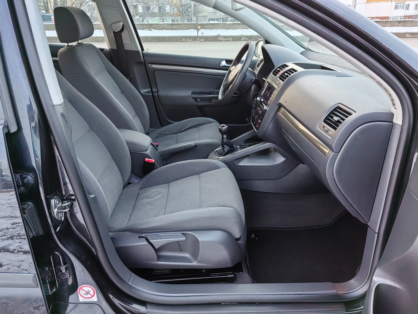 VW Golf 1.9 tdi 105ps Navi - изображение 10