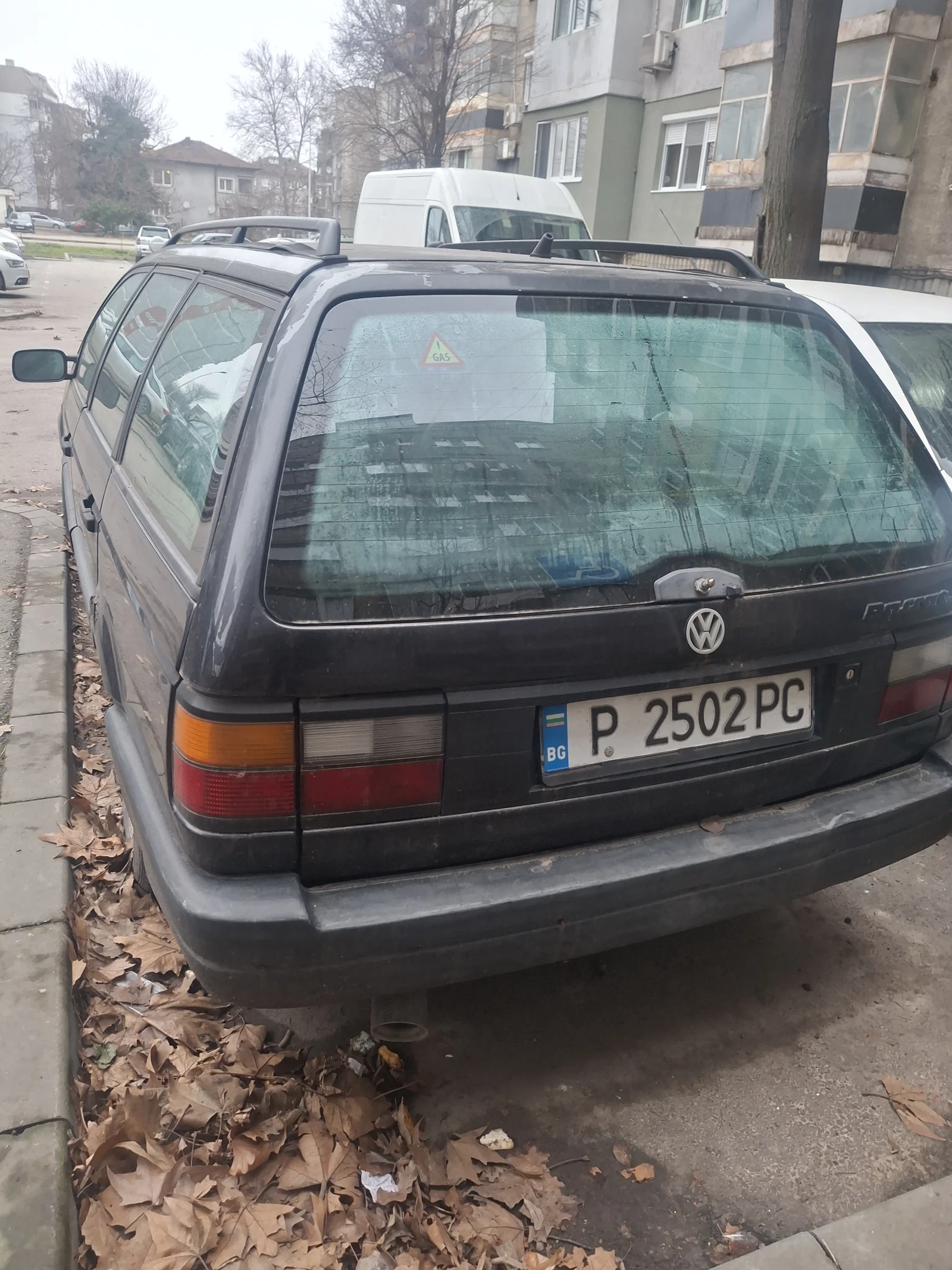 VW Passat Комби - изображение 3