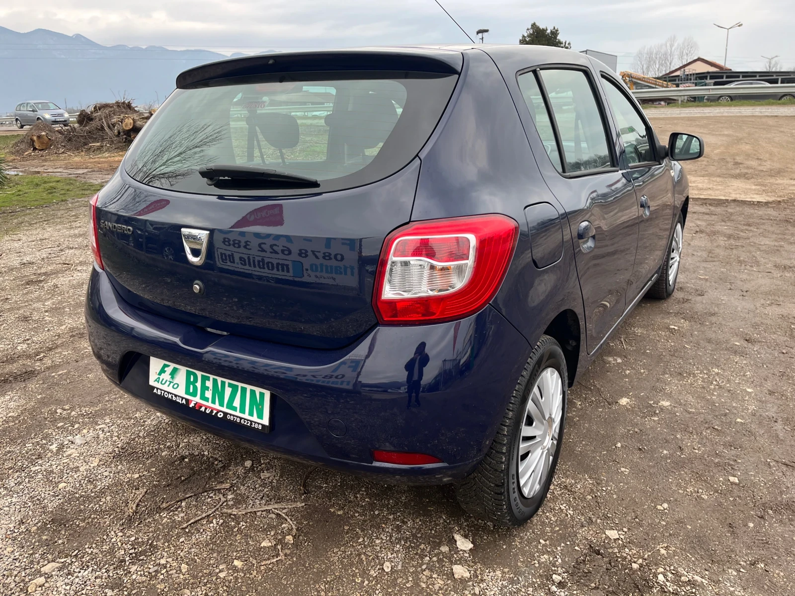 Dacia Sandero 0.9i-90-GAS-ITALIA - изображение 8