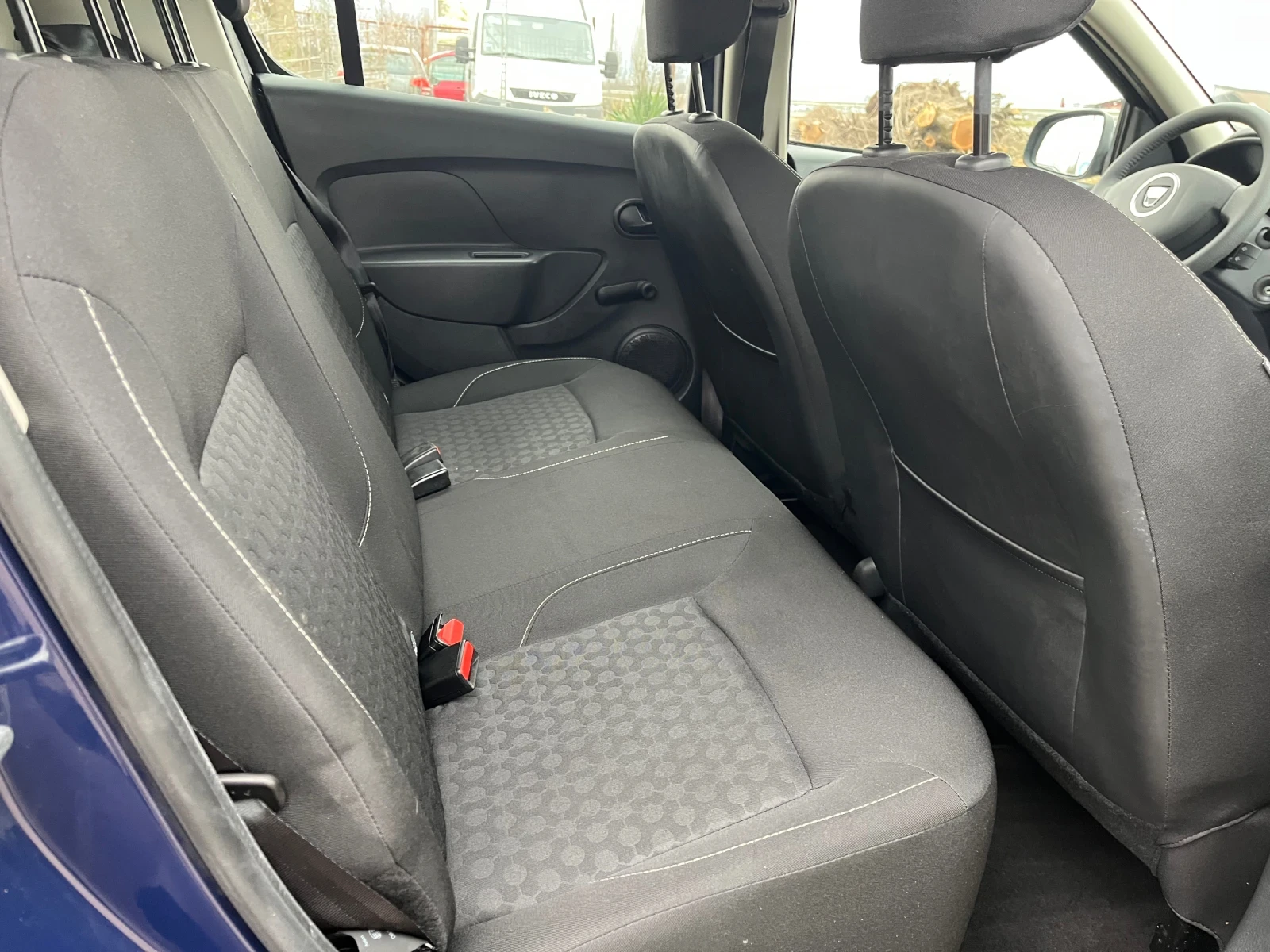 Dacia Sandero 0.9i-90-GAS-ITALIA - изображение 7