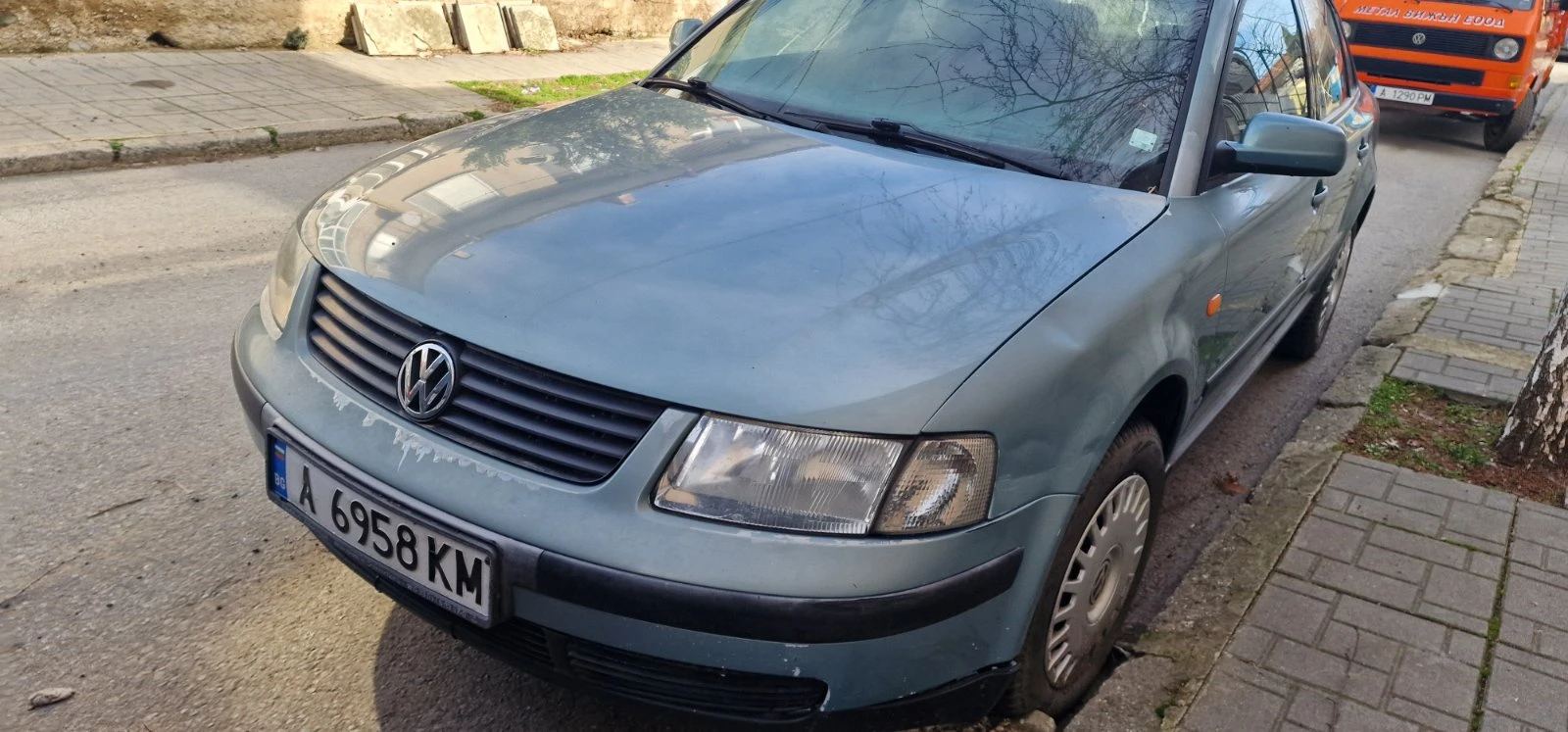 VW Passat