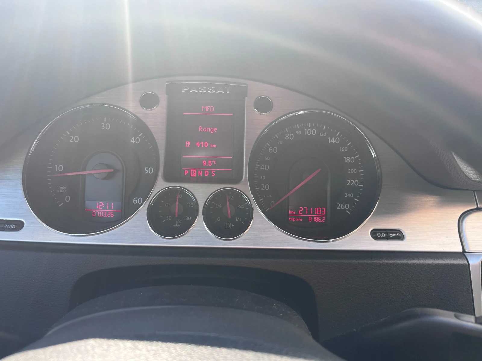 VW Passat, снимка 10 - Автомобили и джипове - 53757468