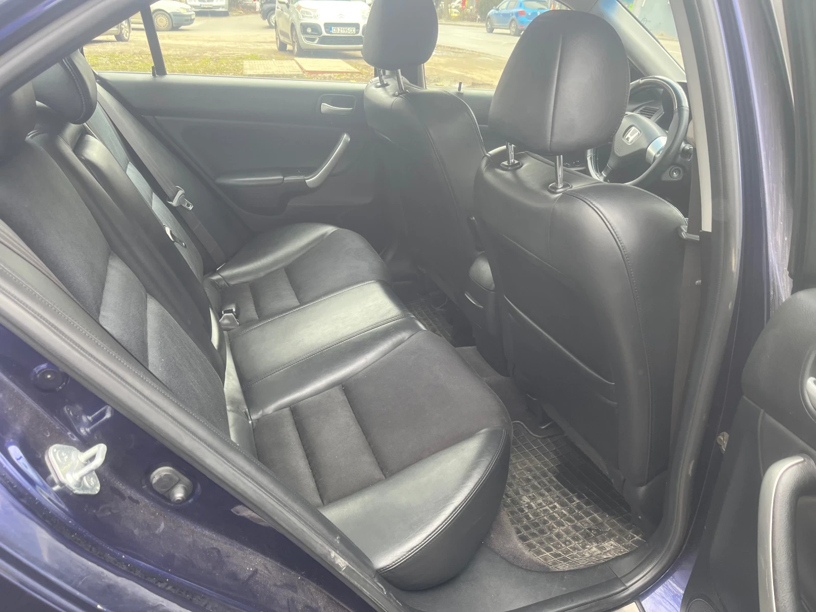 Honda Accord 2.0 , снимка 10 - Автомобили и джипове - 54020321