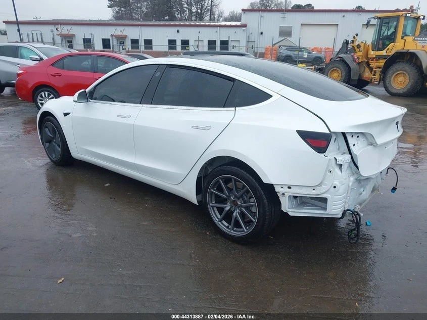 Tesla Model 3 STANDARD* RANGE* PLUS* RWD* , снимка 7 - Автомобили и джипове - 54459353