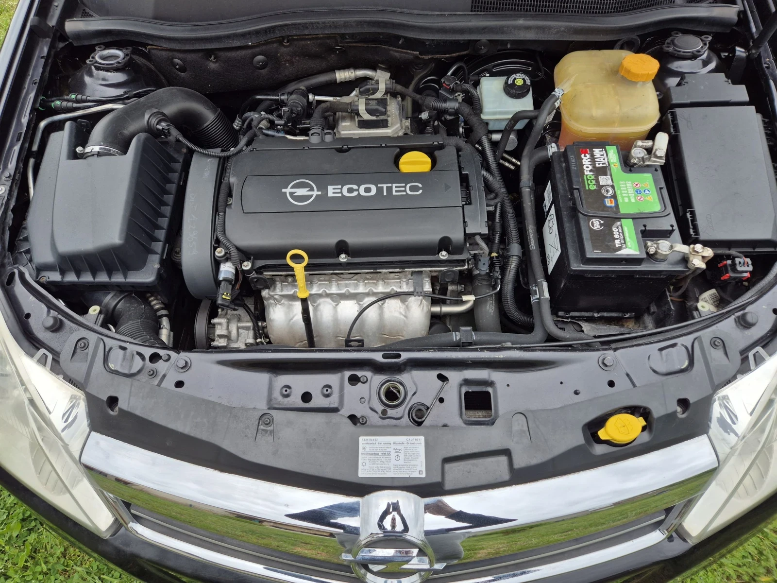 Opel Astra 1.6B COSMO, снимка 11 - Автомобили и джипове - 54484357