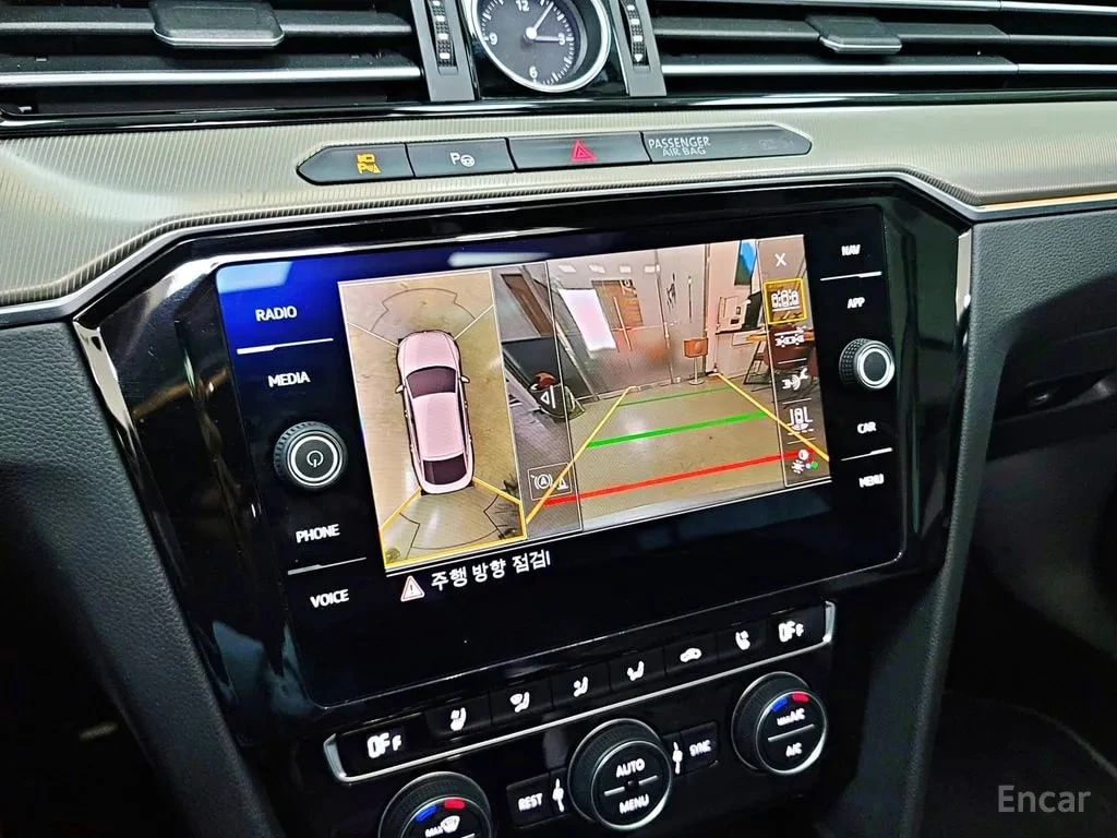 VW Arteon  R LIINE 4Motion / DYNAUDIO / ЦЕНА ДО БГ , снимка 11 - Автомобили и джипове - 55924738