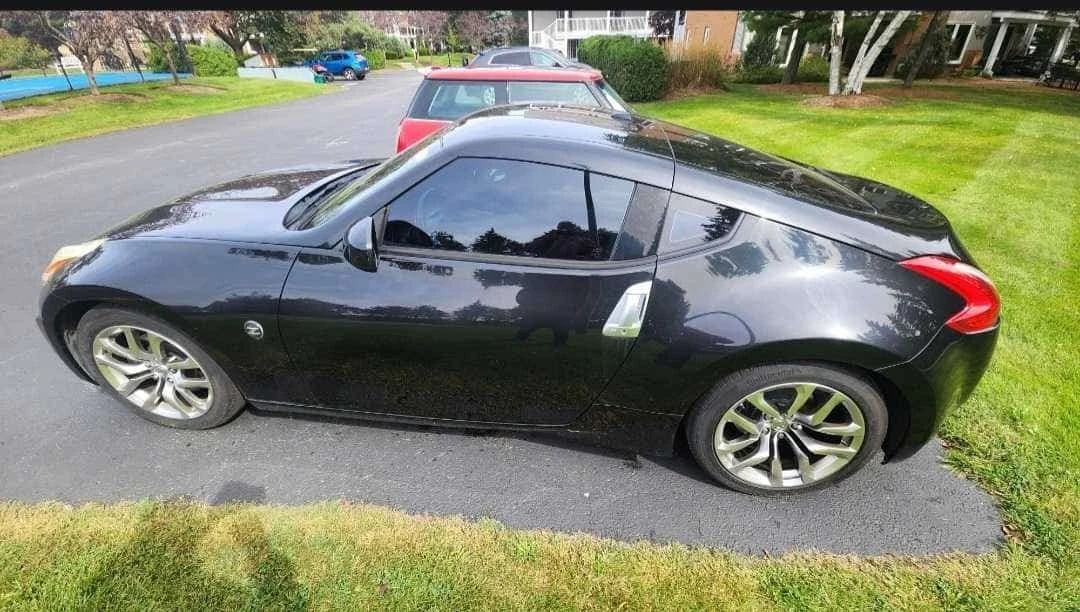 Nissan 370Z * Touring * АВТОКРЕДИТ БЕЗ ПЪРВОНАЧАЛНА ВНОСКА* , снимка 2 - Автомобили и джипове - 56173020