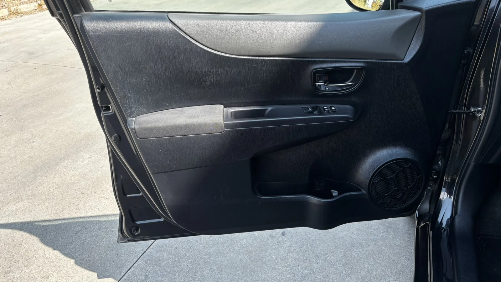 Toyota Yaris 1, 33 Dual VVT-i Style, снимка 9 - Автомобили и джипове - 56185204