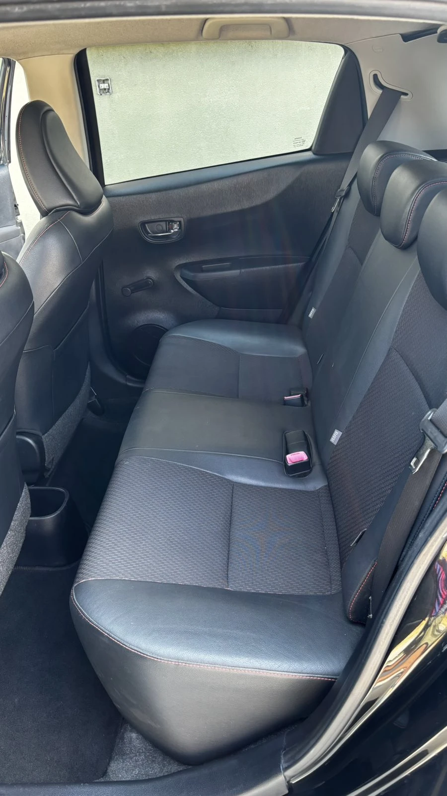 Toyota Yaris 1, 33 Dual VVT-i Style, снимка 14 - Автомобили и джипове - 56185204