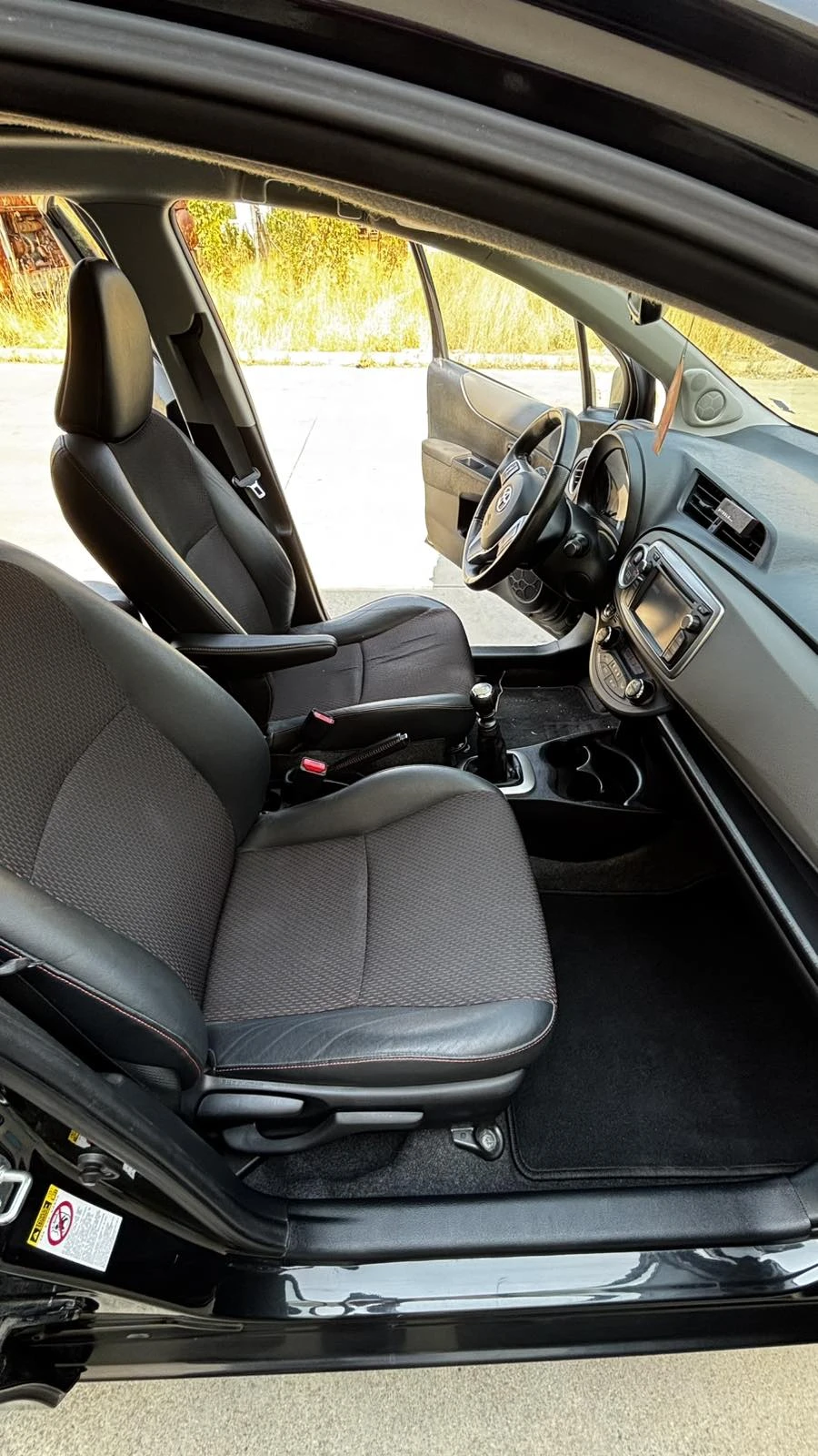 Toyota Yaris 1, 33 Dual VVT-i Style, снимка 15 - Автомобили и джипове - 56185204