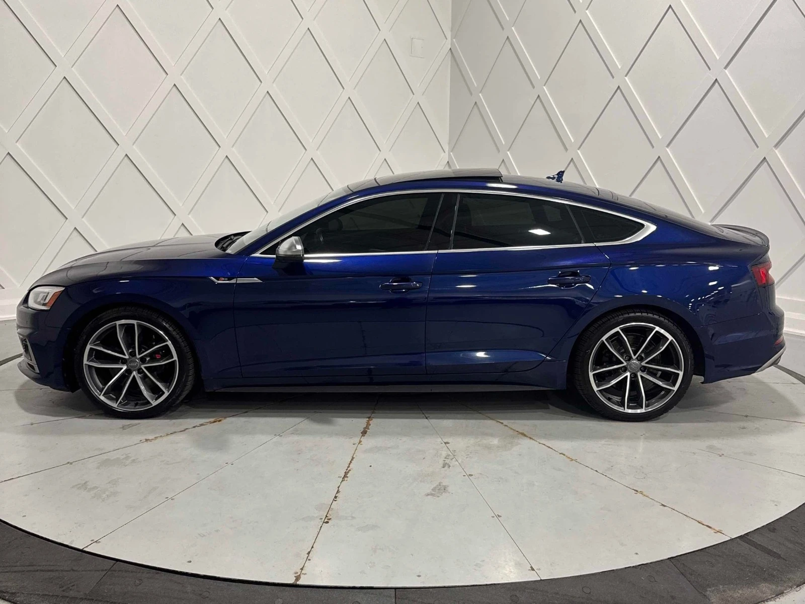 Audi S5 | TECHNIK | ������ ���� �� �������� & ���������� | Mobile.bg � ����������� 3