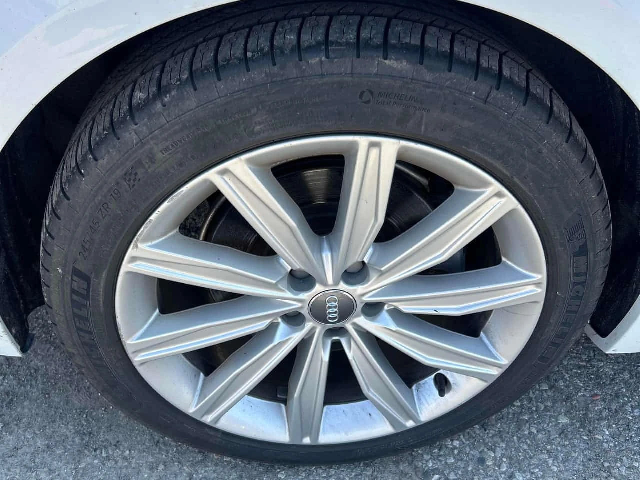 Audi A6 Progressiv/CARFAX/ДИСТРОНИК/ПОДГРЕВ, снимка 7 - Автомобили и джипове - 56422886