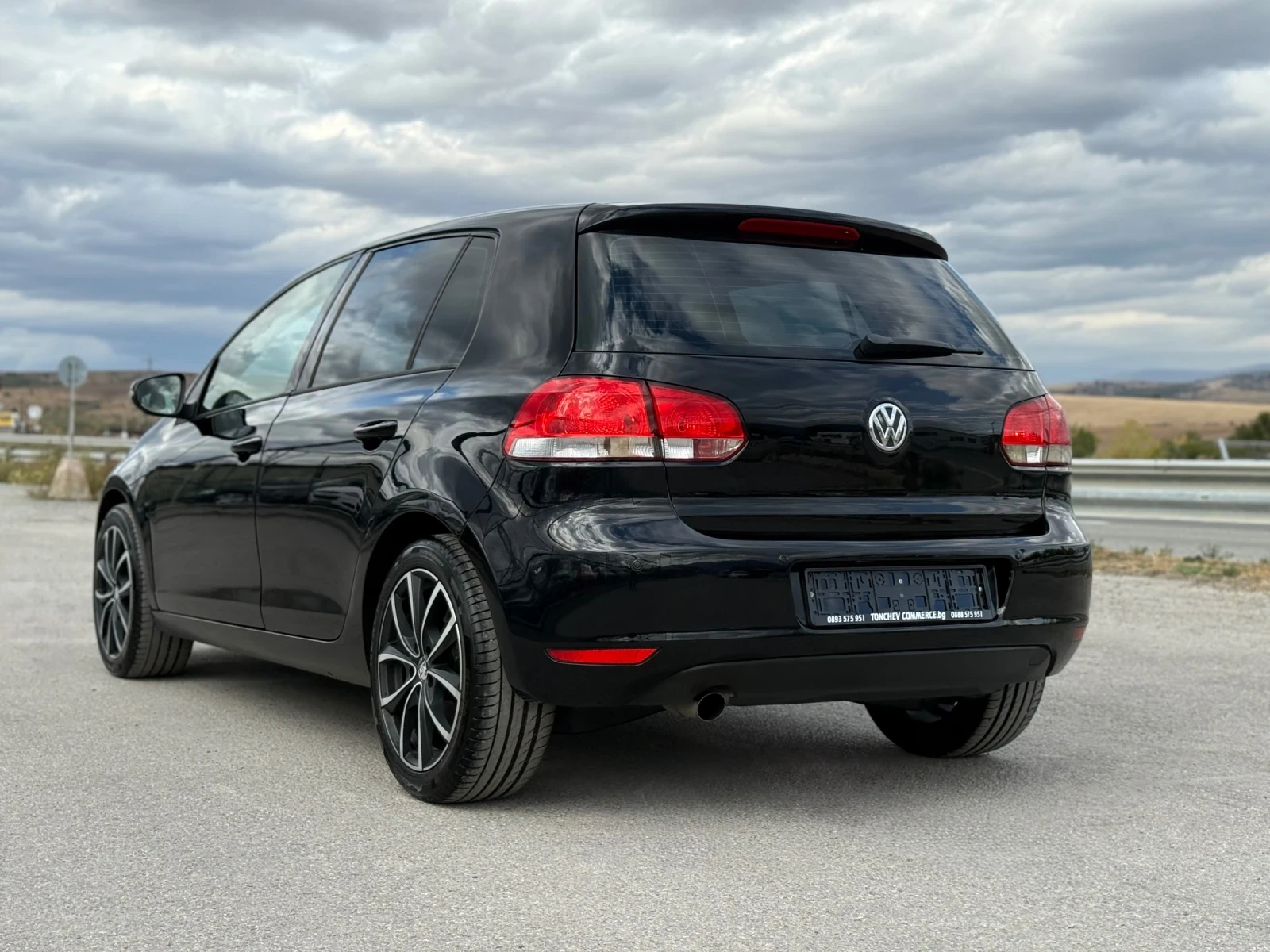 VW Golf 1.6-TDI-TOP-NEW-NAVI-TV-DVD-CAR PLAY | Mobile.bg � ����������� 4