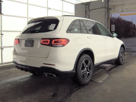 Mercedes-Benz GLC 300 AMG* Хедъп* амбиент* камера* м.точка* keyless* pan, снимка 12