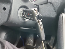 Toyota Rav4 * АВТО КРЕДИТ* ЦЕНА ДО БГ * СЕРВИЗНА ИСТОРИЯ *  - 31999 лв. / 16360.83 € - 80497023 10
