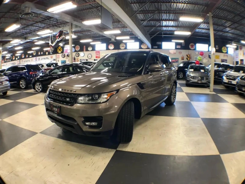 Land Rover Range Rover Sport Обдухване* CarPlay* Пано* Keyless Go, снимка 3 - Автомобили и джипове - 52318029