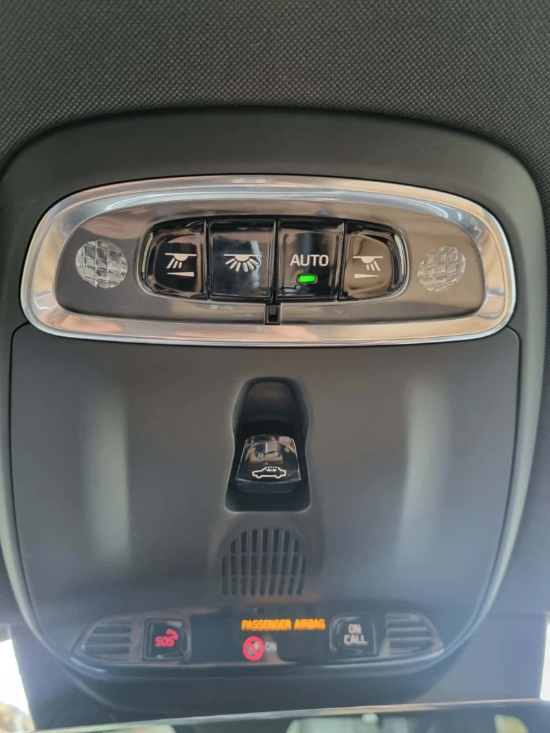 Volvo Xc90 D5 Inscription, снимка 8 - Автомобили и джипове - 52515153