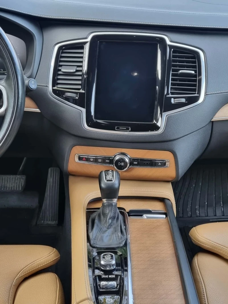Volvo Xc90 D5 Inscription, снимка 16 - Автомобили и джипове - 52515153