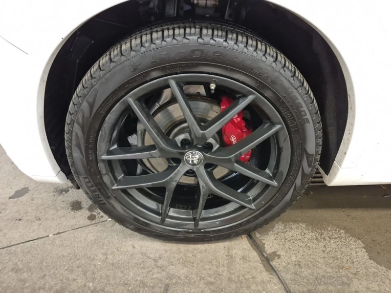 Alfa Romeo Stelvio * Ti Sport * CARFAX * БЕЗ ПЪРВОНАЧАЛНА ВНОСКА, снимка 7 - Автомобили и джипове - 52806326