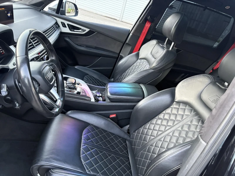 Audi SQ7, снимка 9 - Автомобили и джипове - 53123206