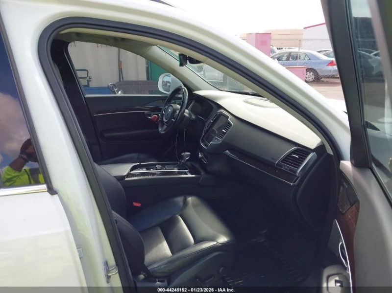 Volvo Xc90 2l T5 Momentum, снимка 5 - Автомобили и джипове - 53218857