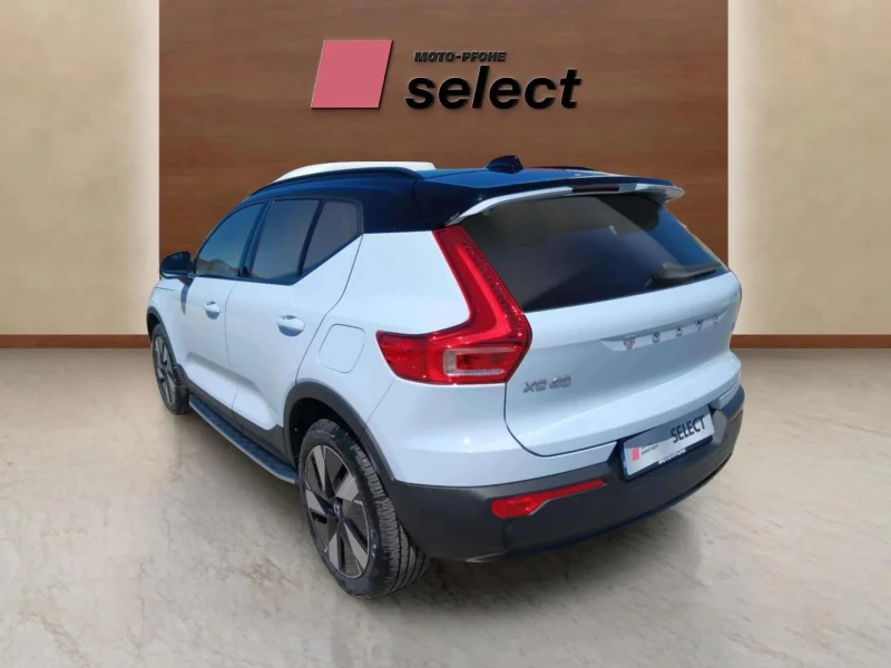 Volvo XC40 Singel Motor, снимка 7 - Автомобили и джипове - 53267680