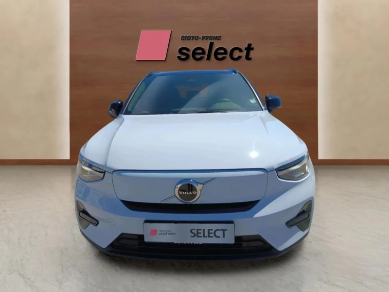 Volvo XC40 Singel Motor, снимка 2 - Автомобили и джипове - 53267680