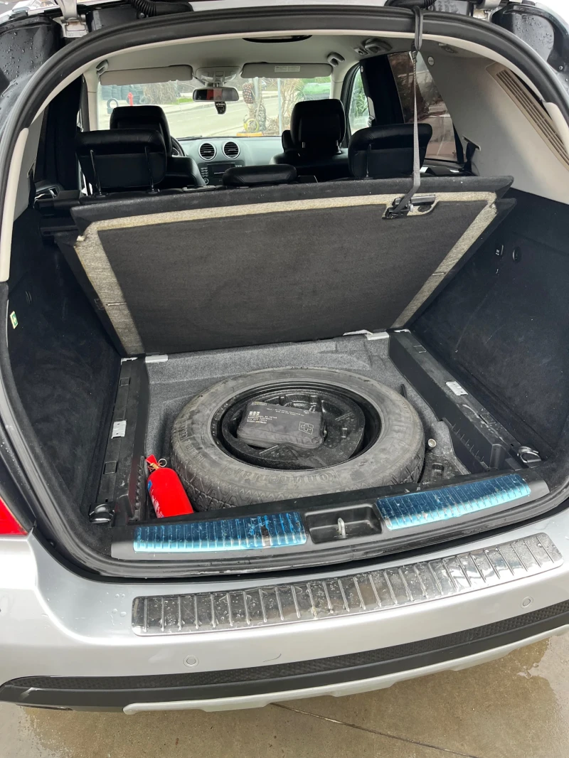 Mercedes-Benz ML 320, снимка 12 - Автомобили и джипове - 53446843