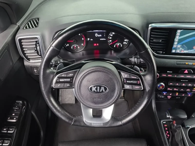 Kia Sportage 2.0 CRDi 4WD, снимка 13 - Автомобили и джипове - 54276742