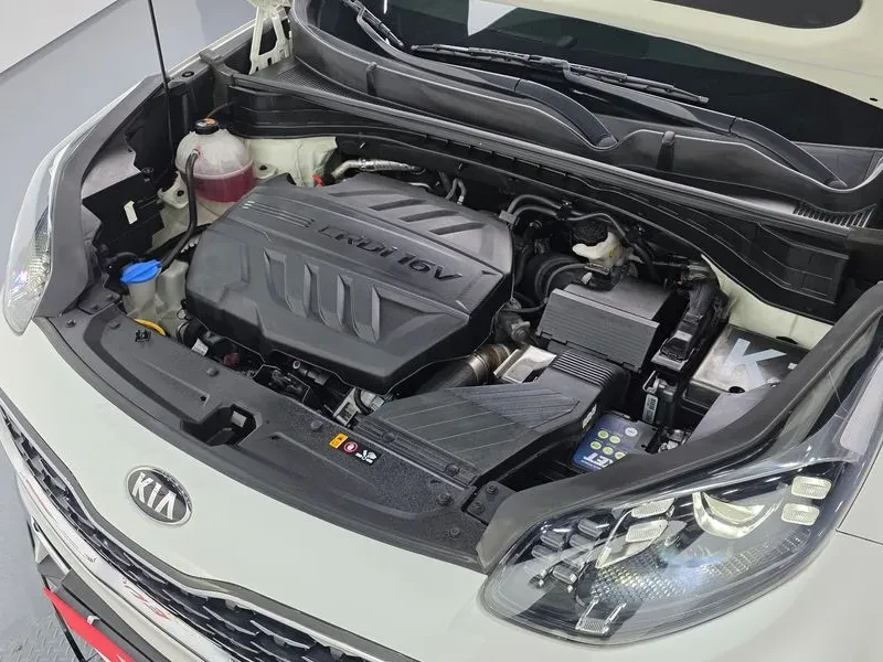 Kia Sportage 2.0 CRDi 4WD, снимка 6 - Автомобили и джипове - 54276742