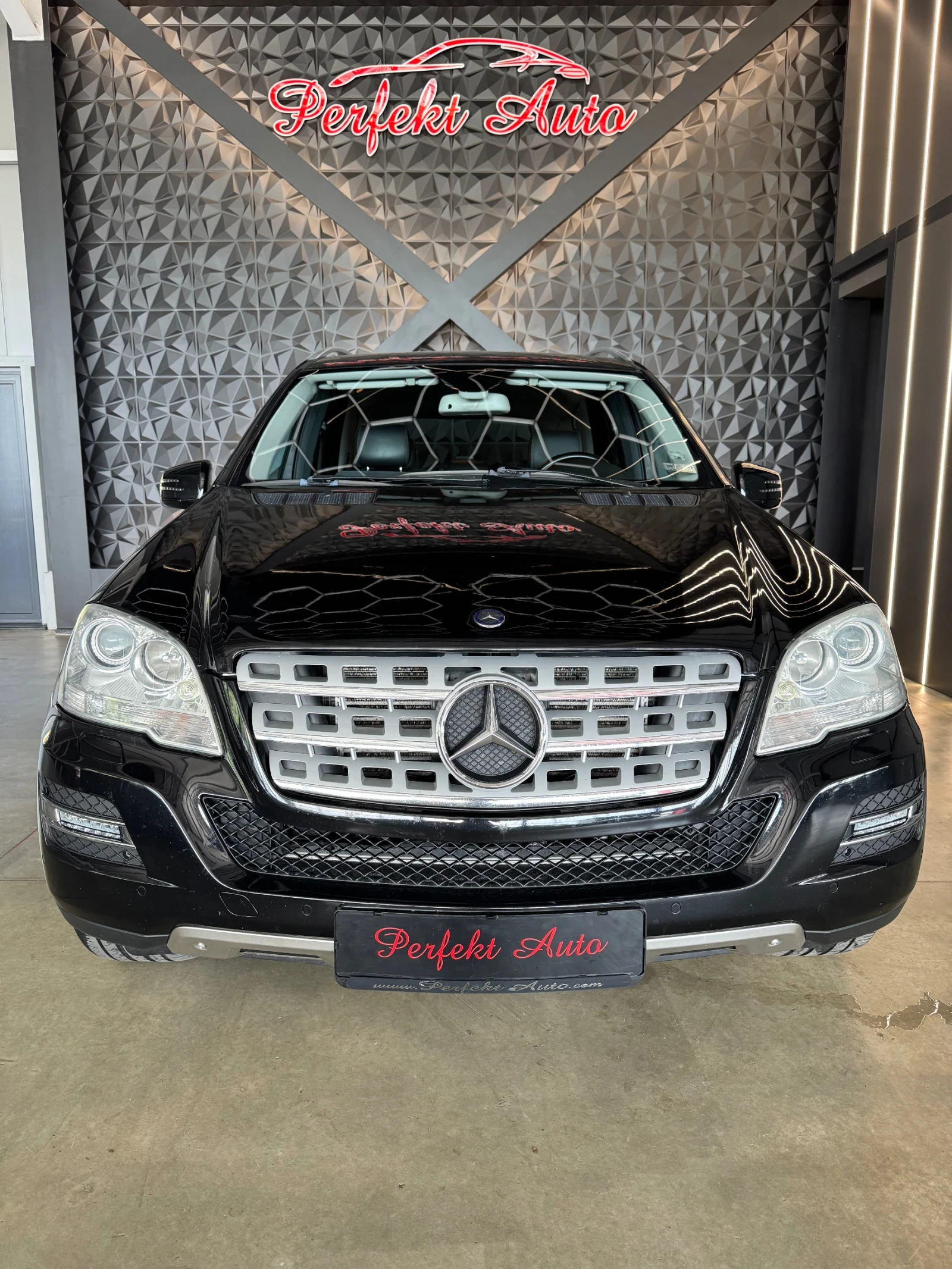 Mercedes-Benz ML 320 CDI 4 MATIC * FACELIFT *  - изображение 2