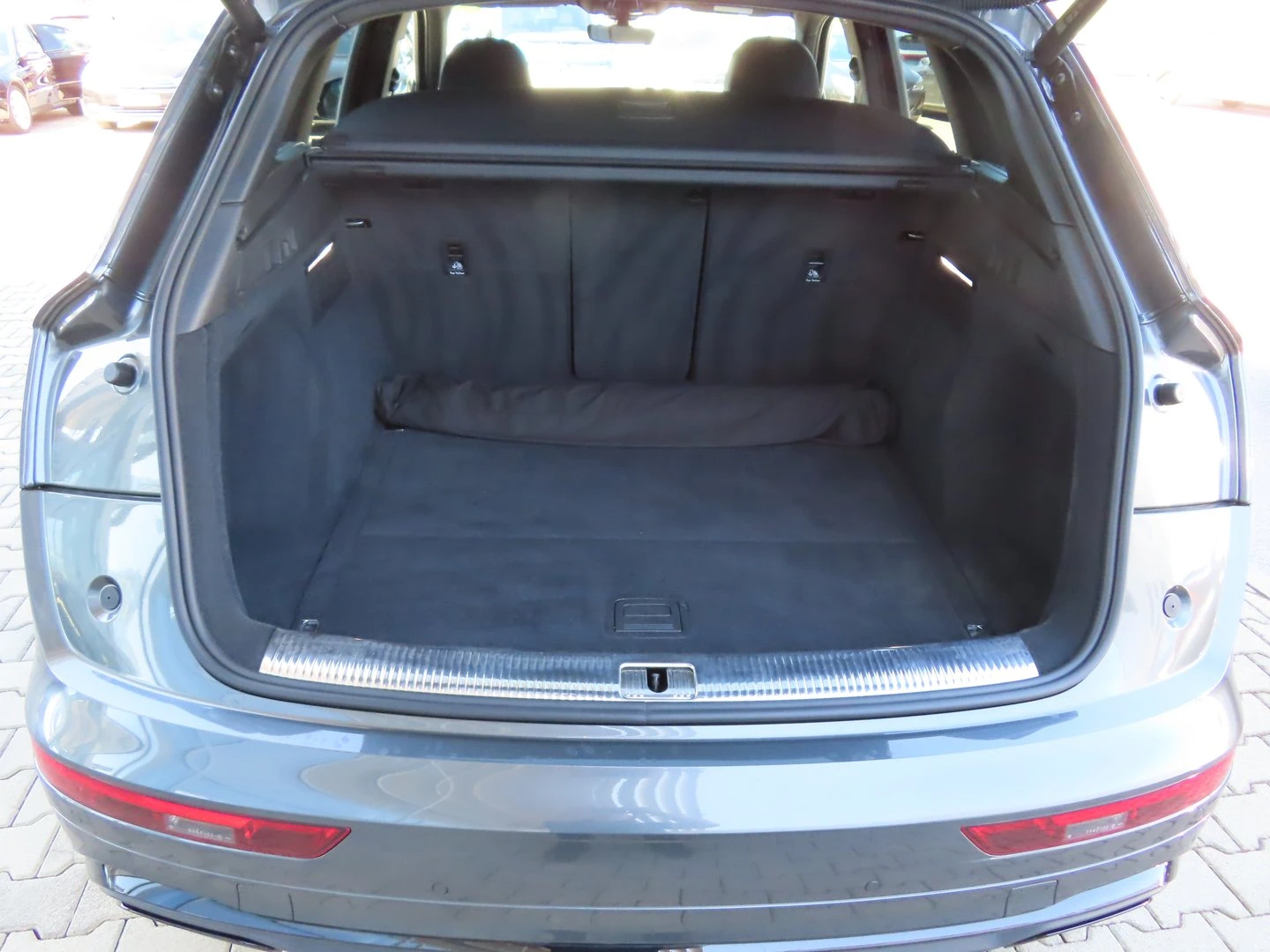 Audi Q5 S line 40 TDI quattro | Mobile.bg   15