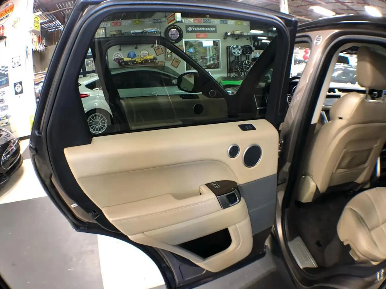 Land Rover Range Rover Sport * CarPlay* * Keyless Go | Mobile.bg   11