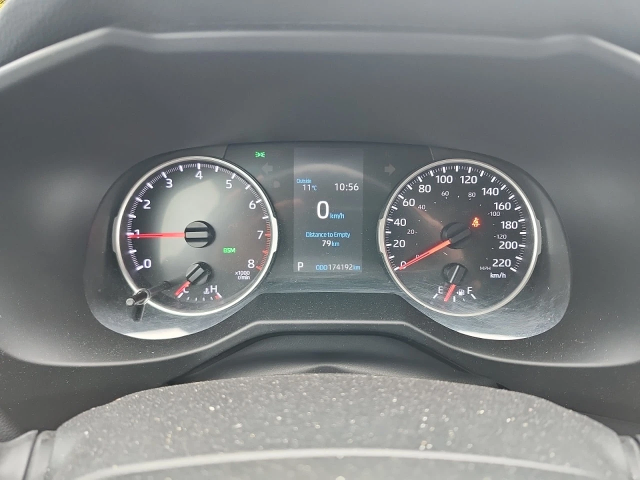 Toyota Rav4 * АВТО КРЕДИТ* ЦЕНА ДО БГ * СЕРВИЗНА ИСТОРИЯ *  - изображение 7