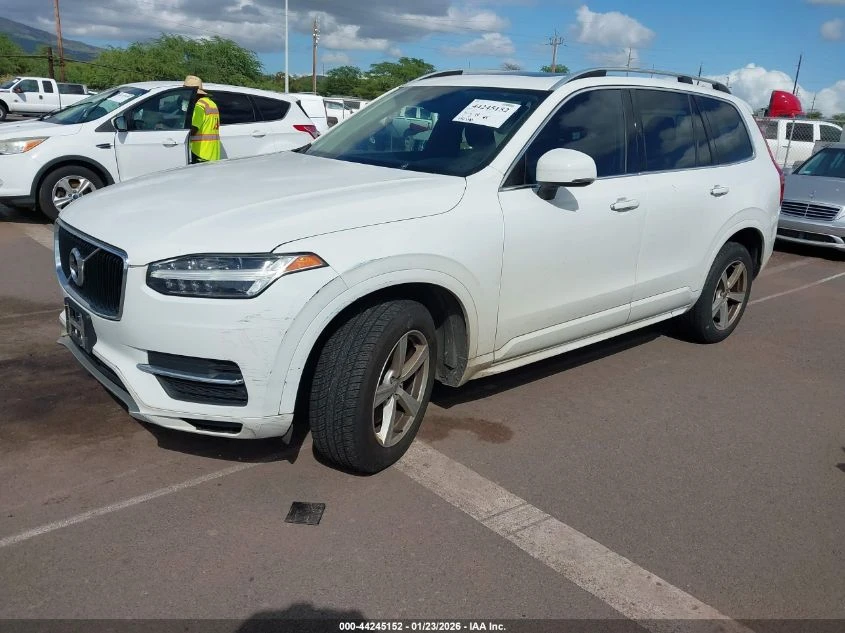 Volvo Xc90 2l T5 Momentum - изображение 2