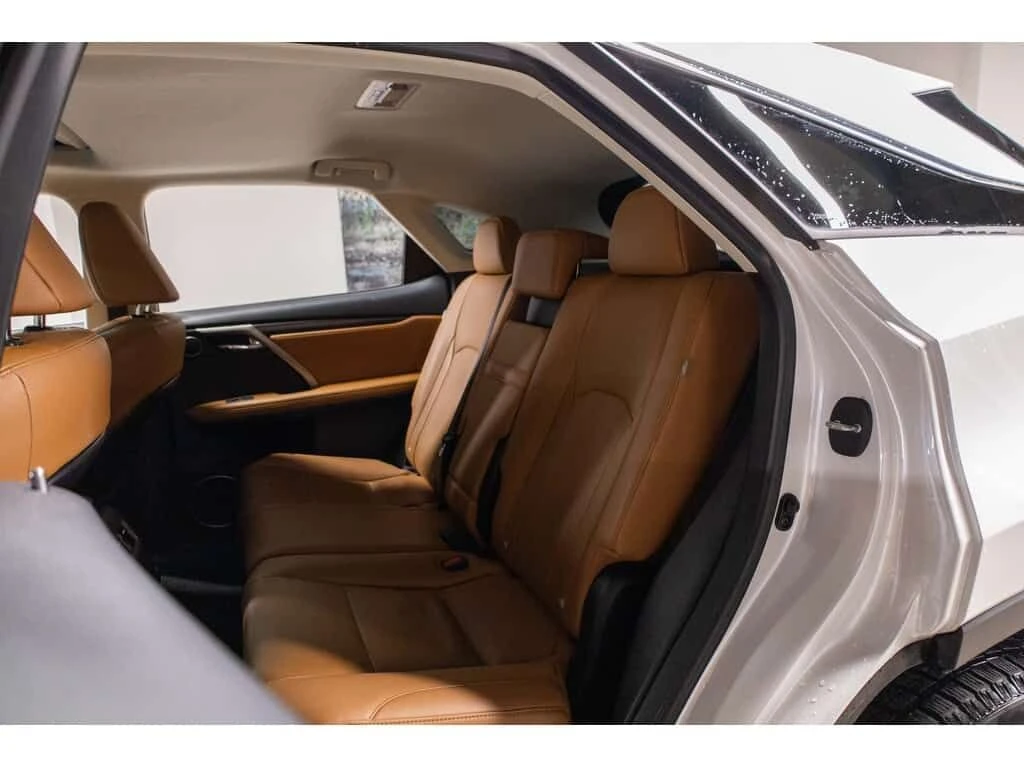 Lexus RX 350 Premium Pkg * Фиксирана цена до БГ * От LEXUS * , снимка 13 - Автомобили и джипове - 53795665