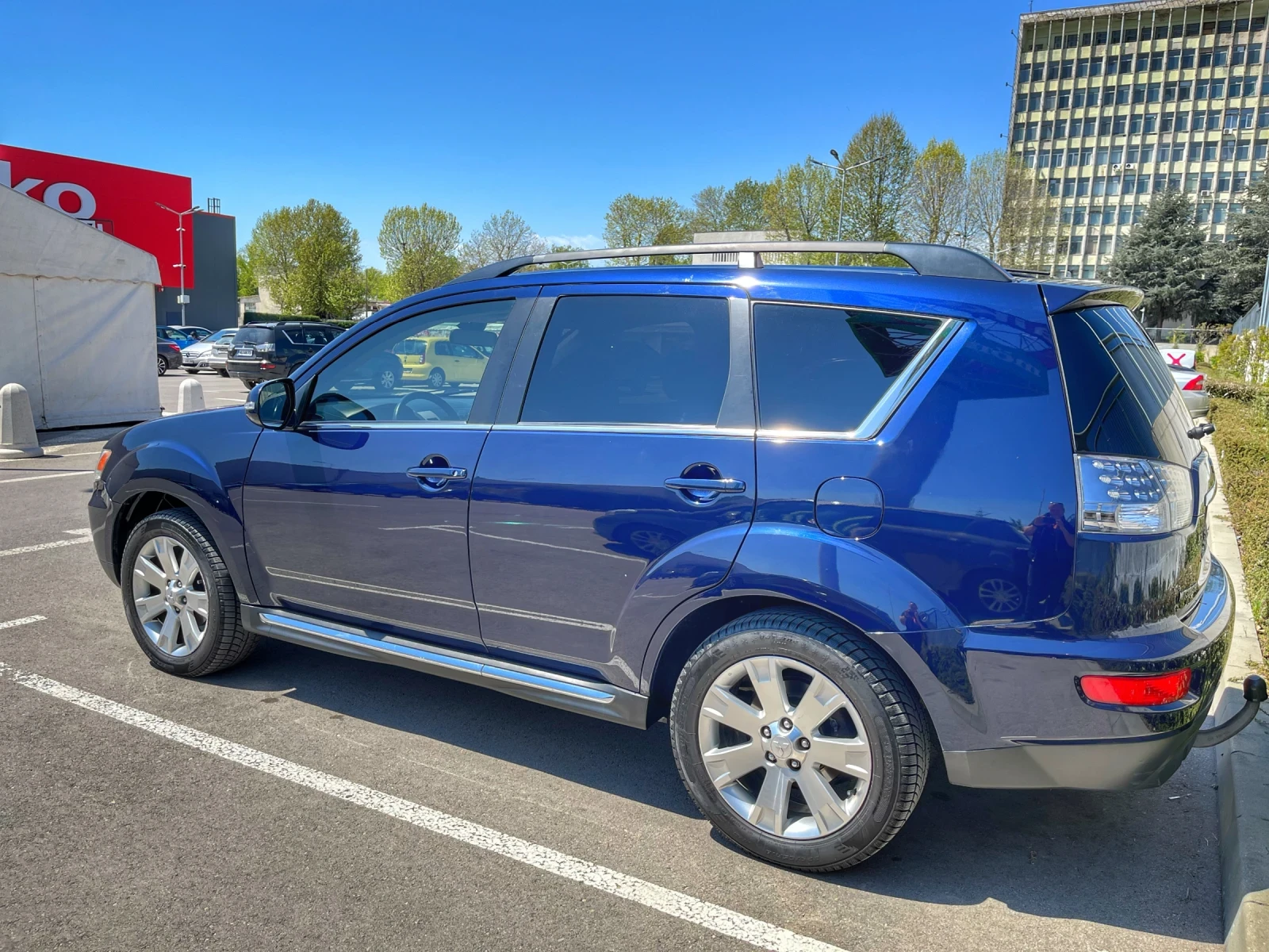 Mitsubishi Outlander 2.2DI, снимка 5 - Автомобили и джипове - 54855362