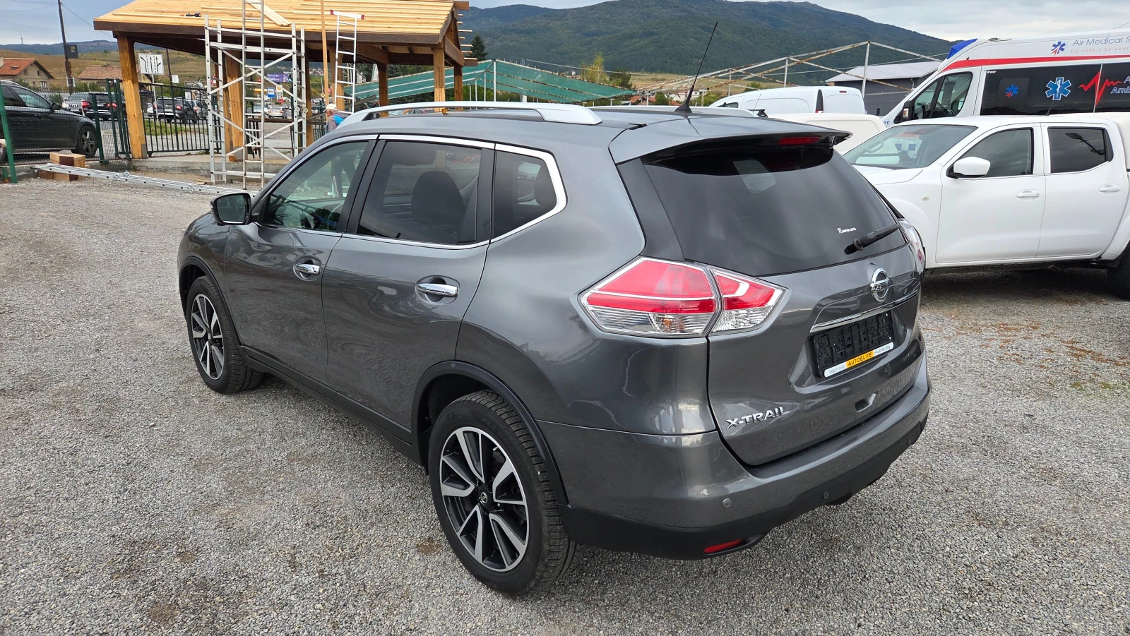 Nissan X-trail 1.6d 4x4 TEKNA, снимка 4 - Автомобили и джипове - 54972769