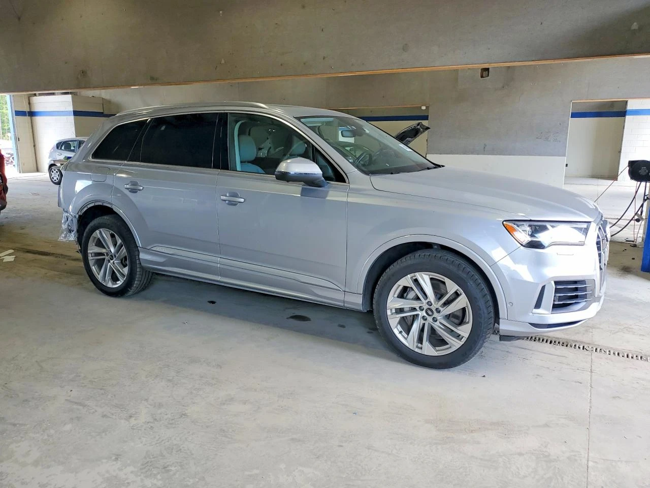 Audi Q7 3.0l Premium Plus, снимка 4 - Автомобили и джипове - 55094165
