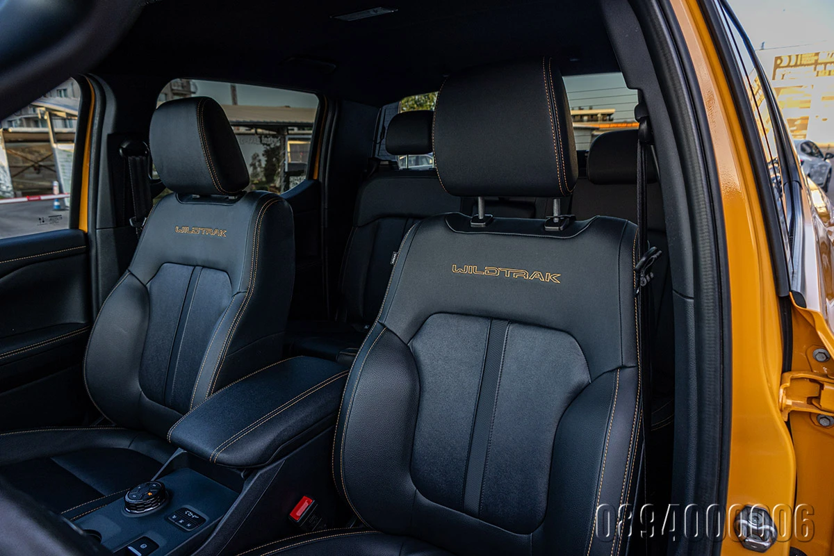 Ford Ranger V6 4x4 INDIVIDUAL WILD TRACK , снимка 11 - Автомобили и джипове - 55094451