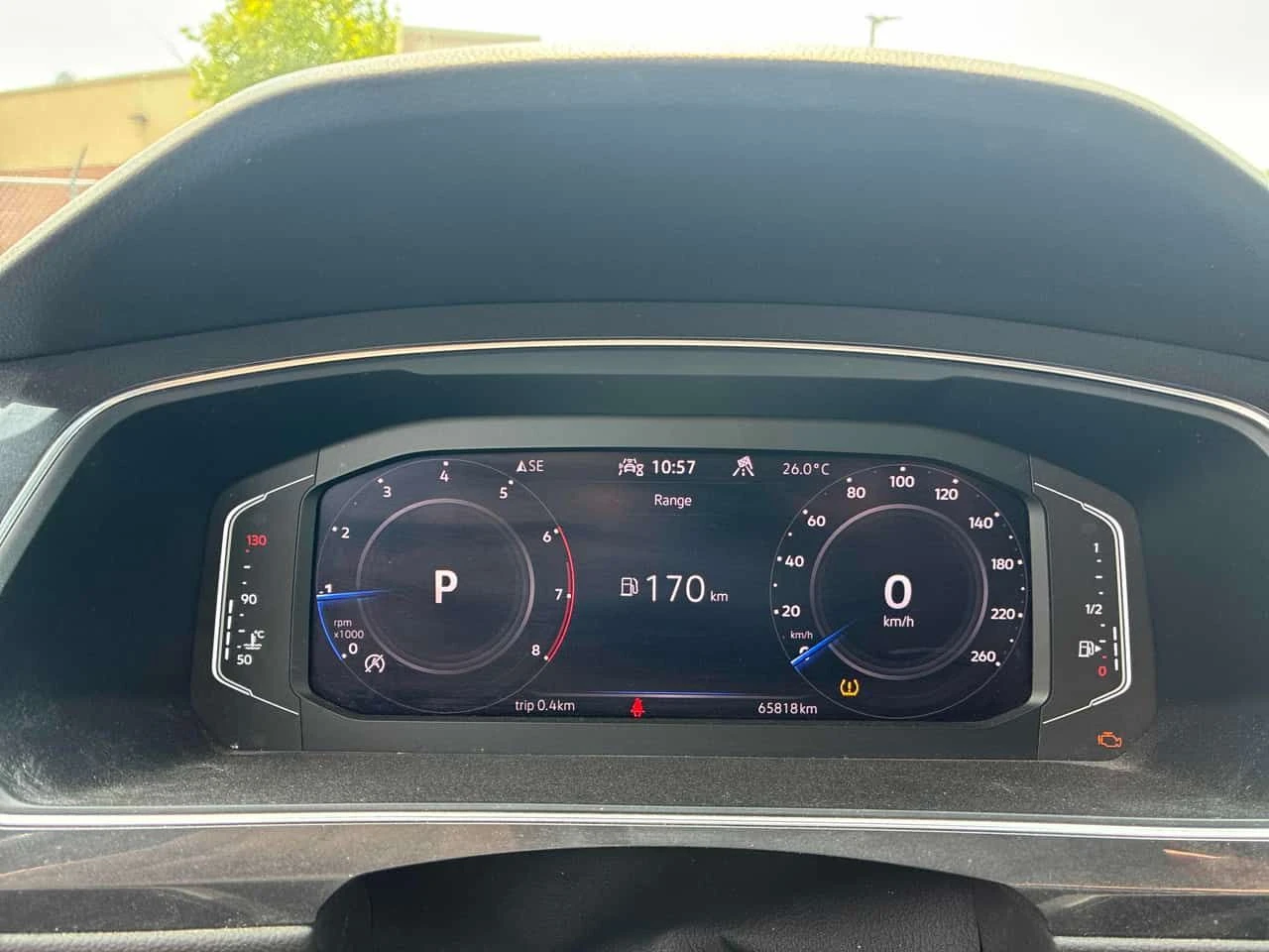VW Tiguan Highline /FENDER/360/ОБДУХВАНЕ/АВТОКРЕДИТ , снимка 8 - Автомобили и джипове - 55500538