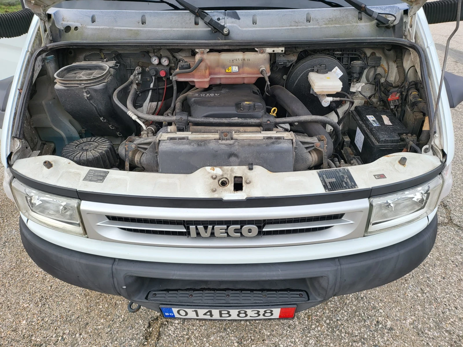 Iveco Daily 35с14 / 3.0 hpt, снимка 7 - Бусове и автобуси - 54063909