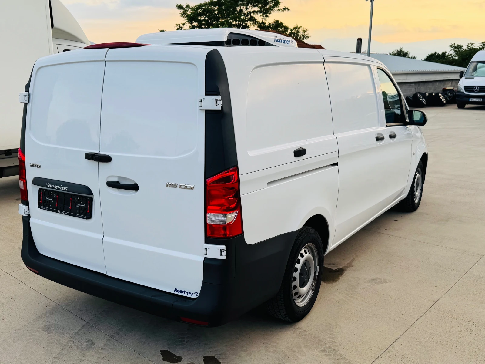 Mercedes-Benz Vito 116 Немски!Kerstner!Чисто нов!МАХИ!ТОП!ТОП!ТОП!, снимка 4 - Бусове и автобуси - 54794507