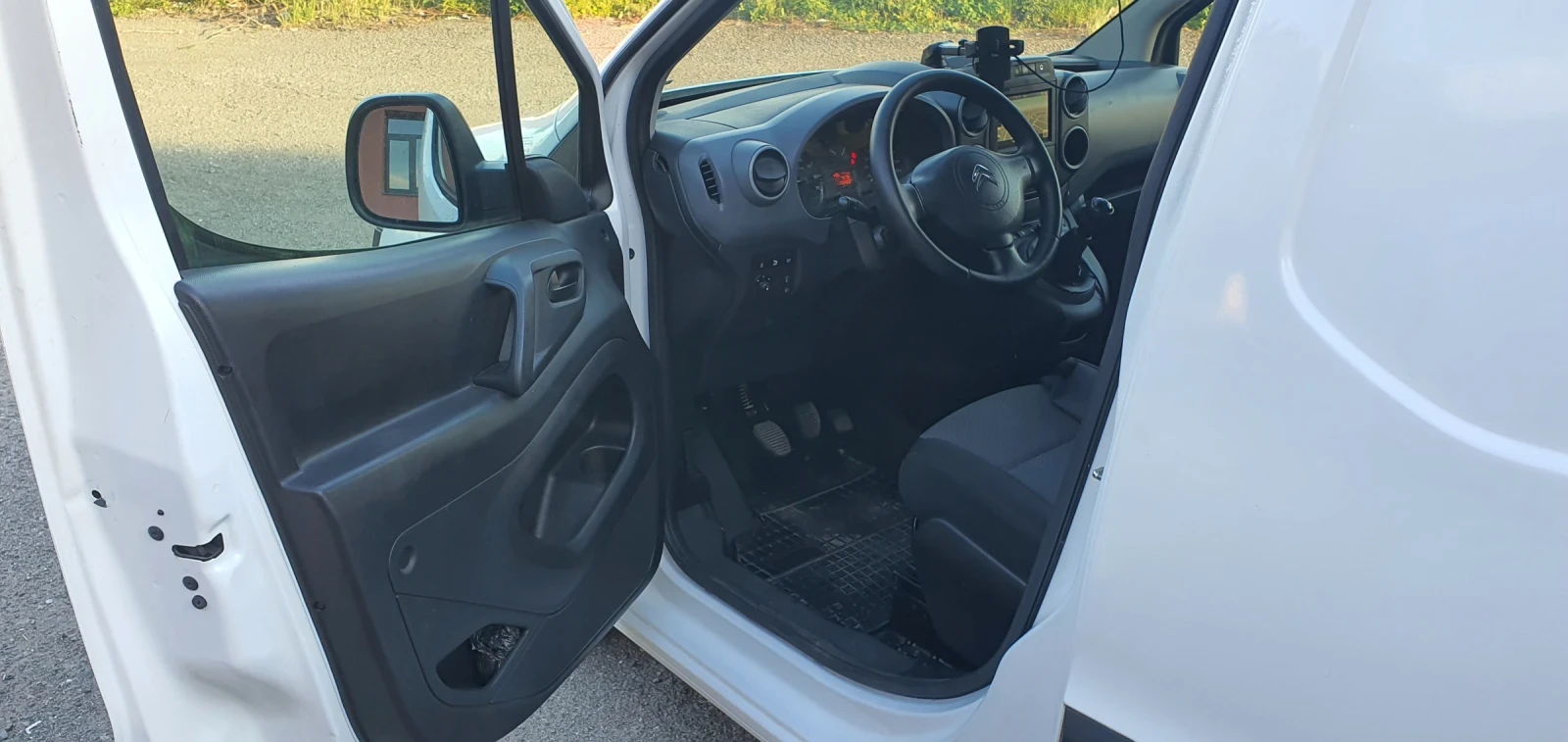 Citroen Berlingo, снимка 11 - Бусове и автобуси - 54825863