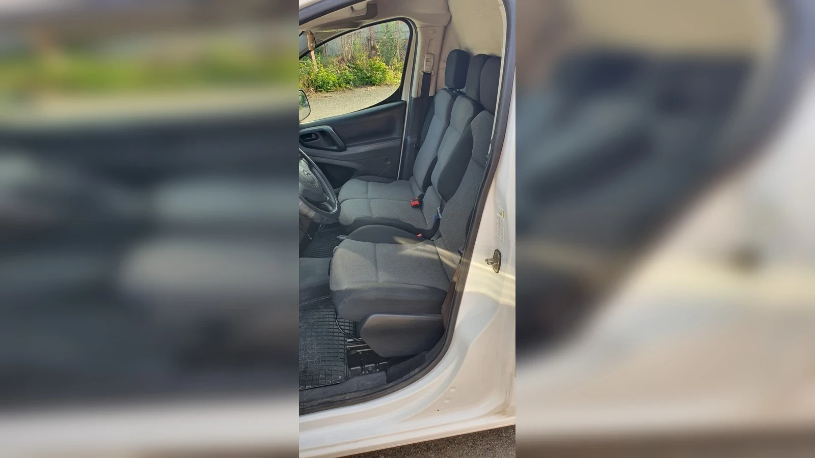 Citroen Berlingo, снимка 15 - Бусове и автобуси - 54825863