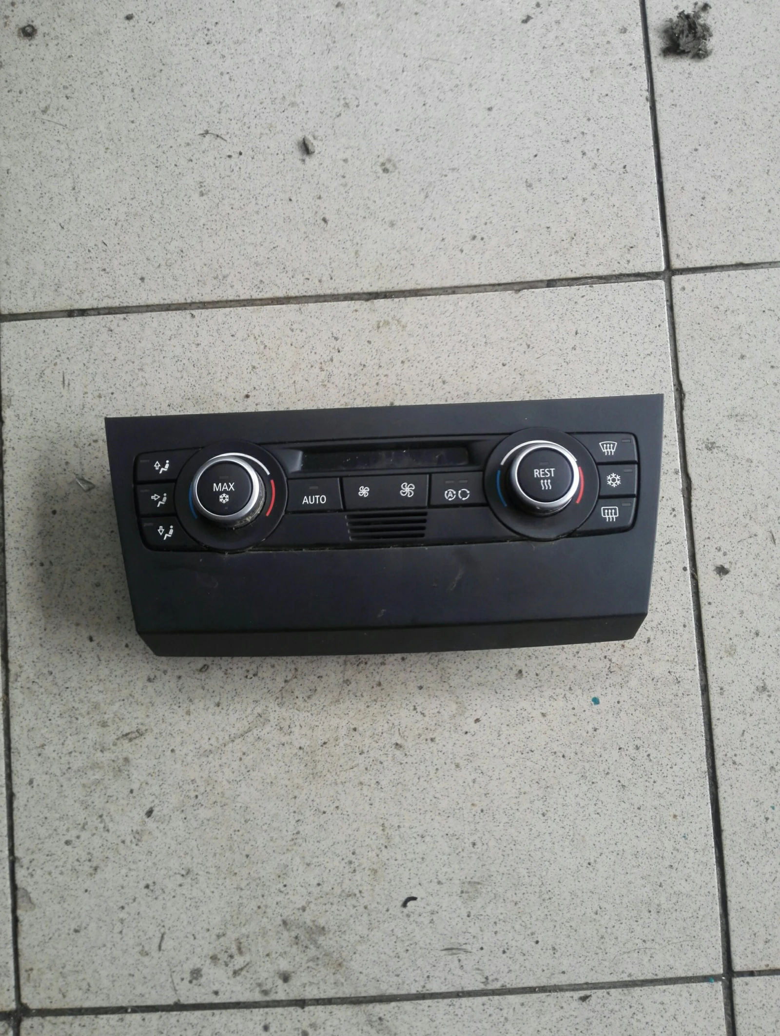 ���������� ����������� ��� �90 320� | Mobile.bg � ����������� 1