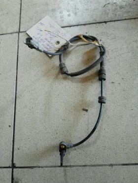 преден ляв Абс датчик Ланчия Федра (пежо 807, Ц8)