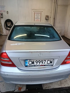 Mercedes-Benz C 200 C 200, снимка 8